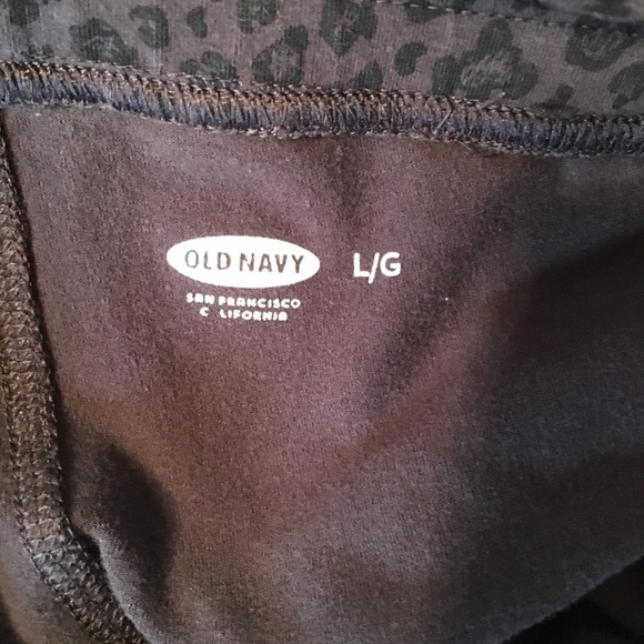 2 pair- Old navy/ women’s leggings - Picture 3 of 4